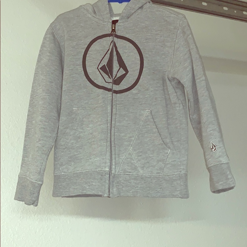 This is a boys sweater .